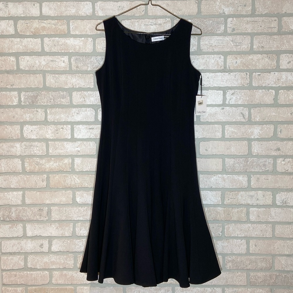 NWT Calvin Klein Black Sleeveless Flared Midi Dress